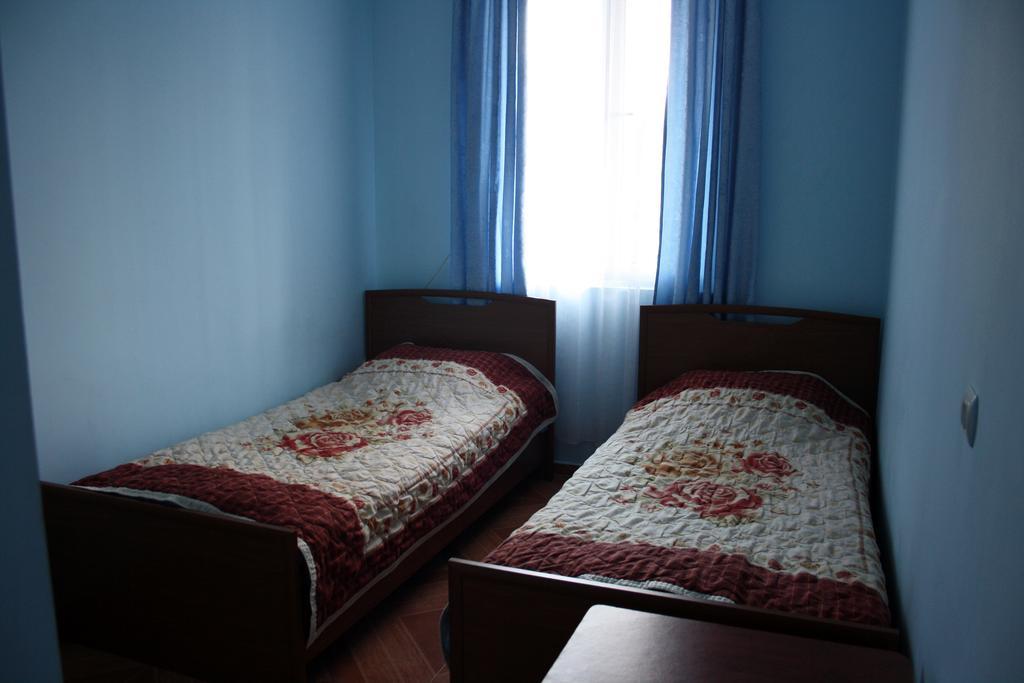 Saba Guest House Ureki Buitenkant foto