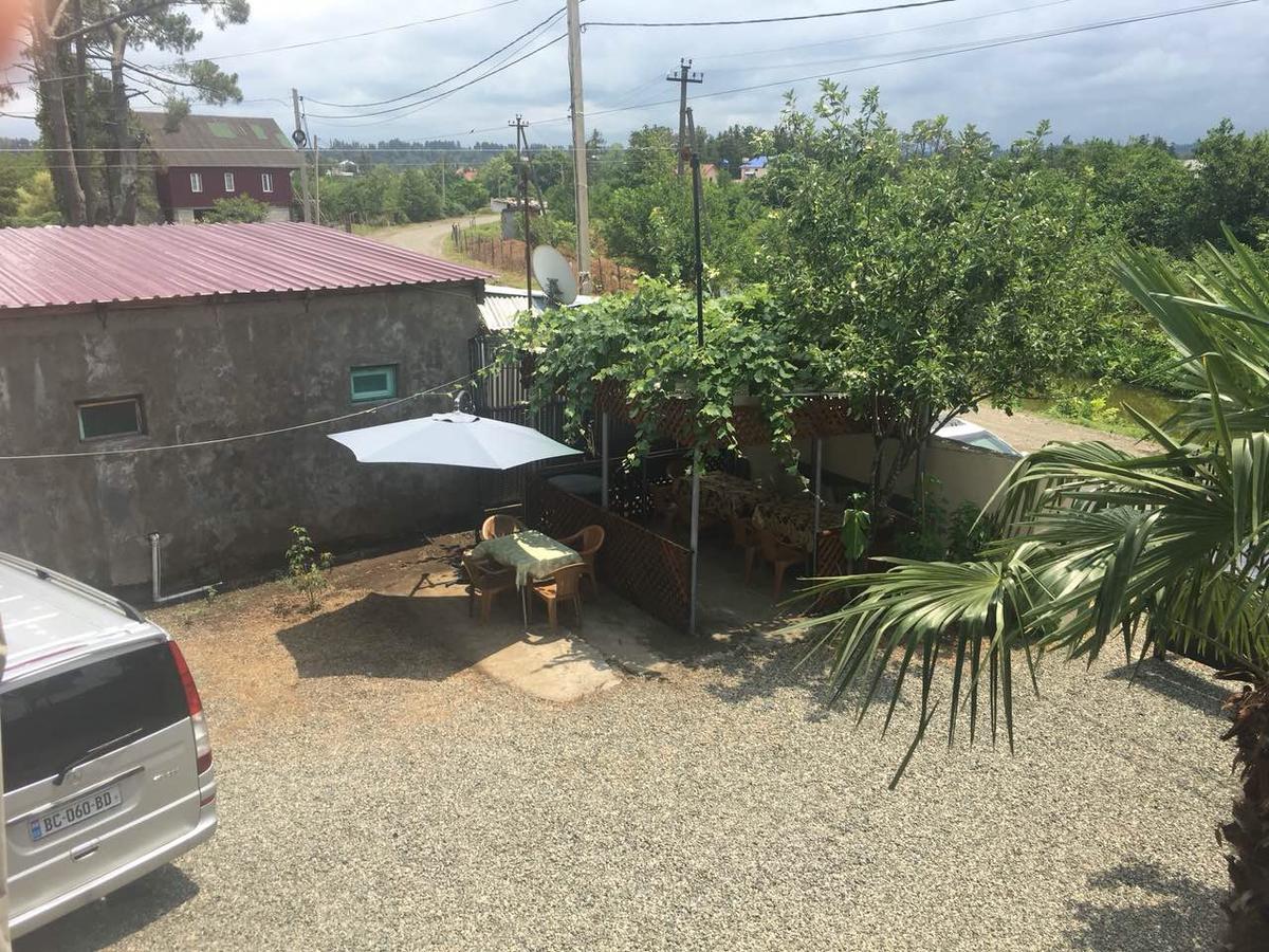 Saba Guest House Ureki Buitenkant foto