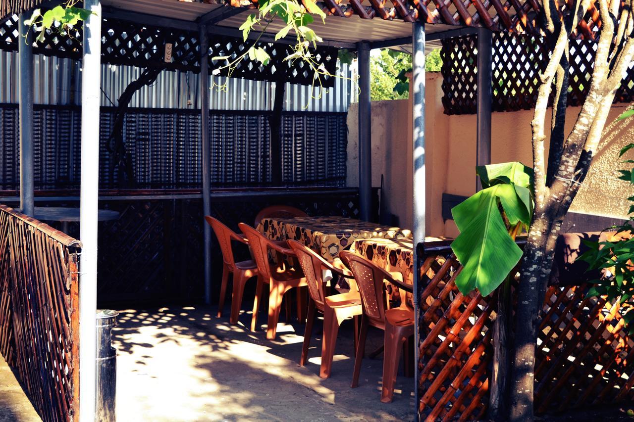 Saba Guest House Ureki Buitenkant foto